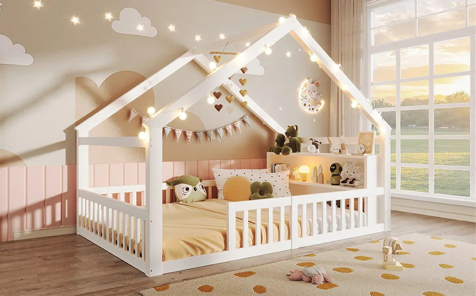 Lit cabane L'Étoile avec ouverture pour que l'enfant entre et sorte seul